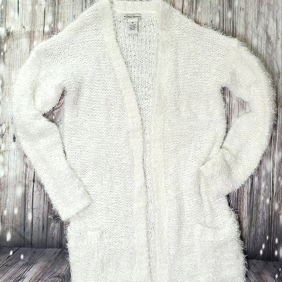 White long fuzzy cardigan - Picture 2 of 7